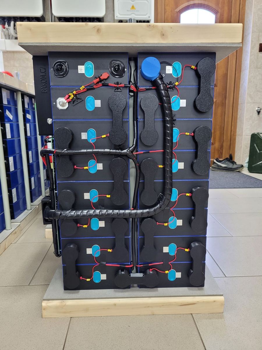 BK15K-RC — kompresní box zepředu